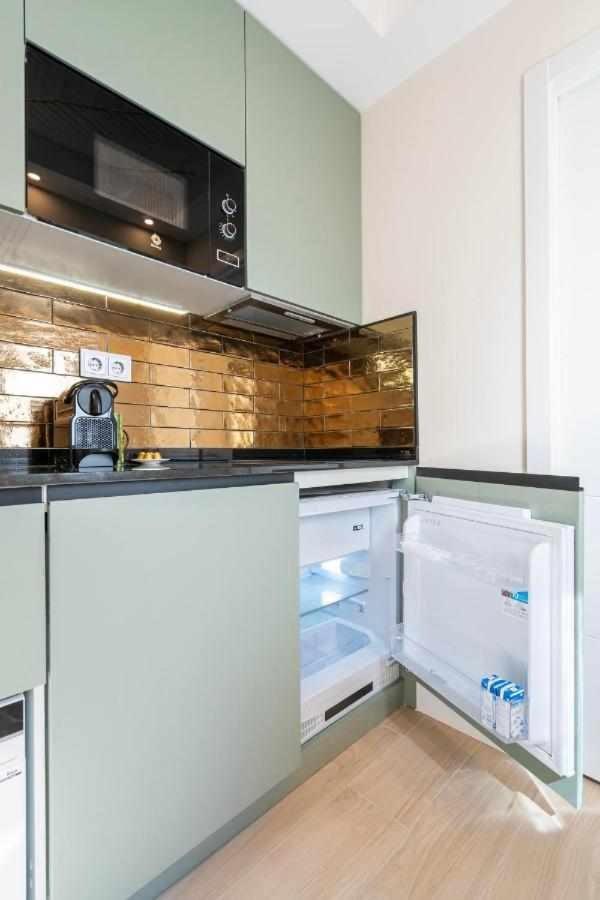 Nuevo Bien Comunicado 1 Dormitorio マドリード エクステリア 写真
